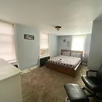 Clover 2900 - Apartment And Rooms With Private Bathroom Near Washington Ave South Philly