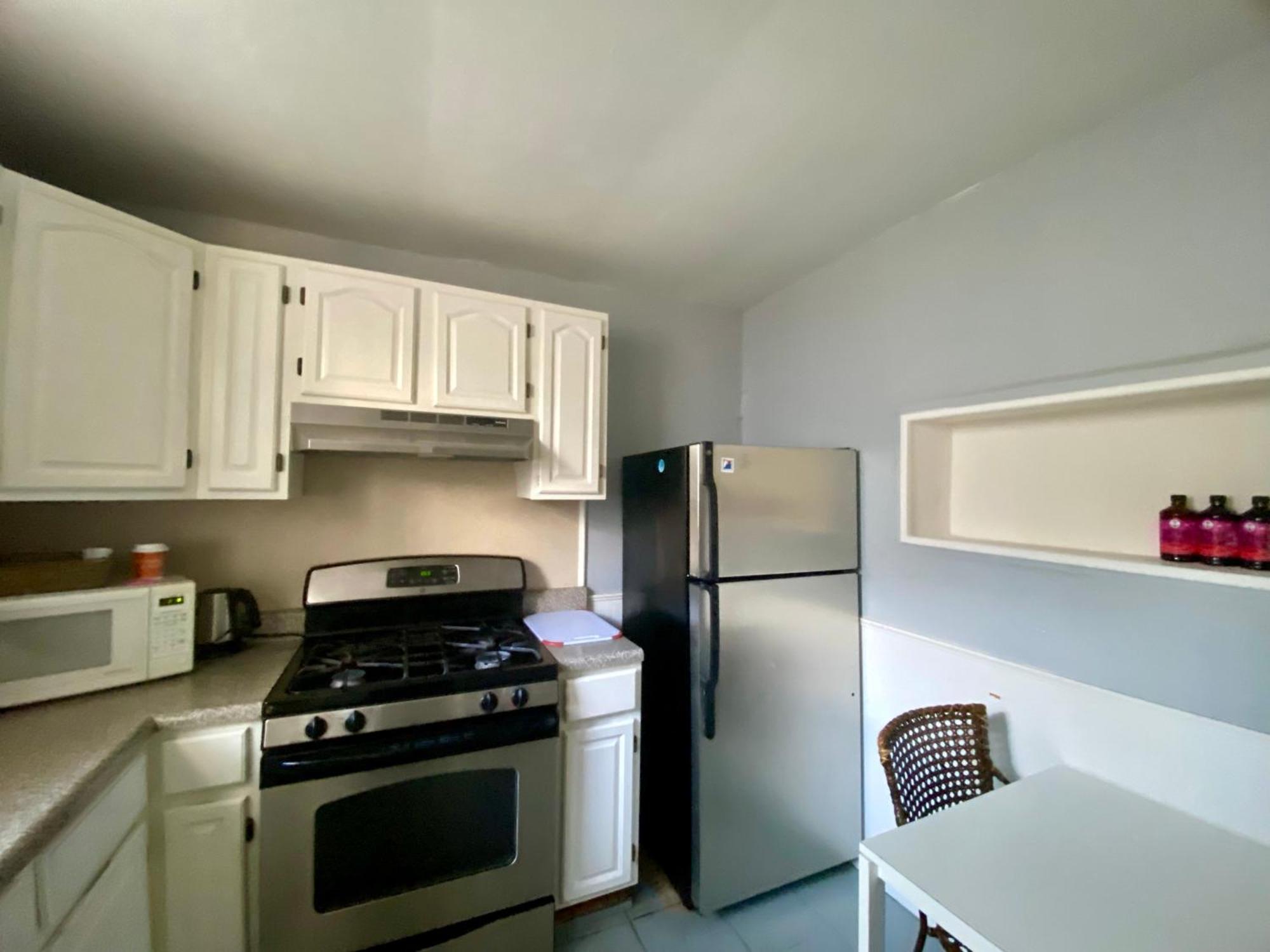 Clover 2900 - And With Private Bathroom Near Washington Ave South Philly Filadelfia